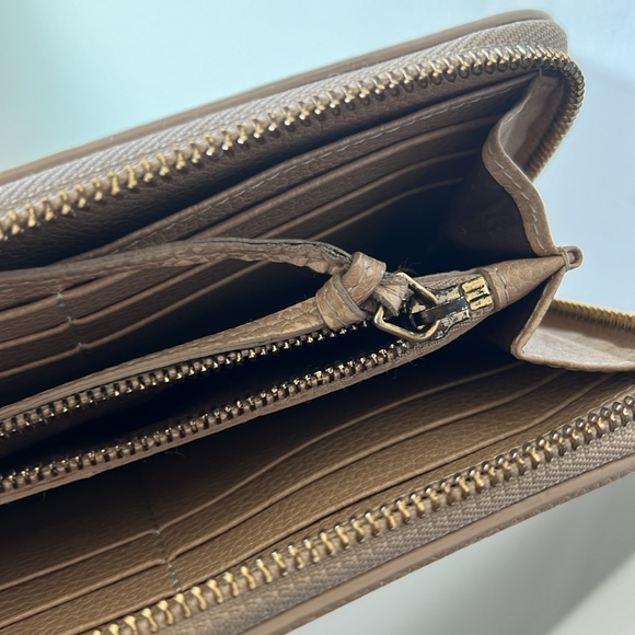 Chloe Paraty Long Zip Wallet, Rock - Picture 14 of 16